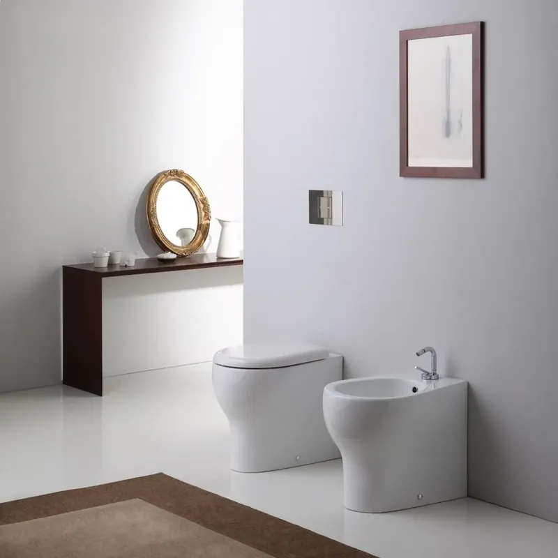Nuovo Arrivo Sanitari bagno a terra scarico traslato design moderno modello soave