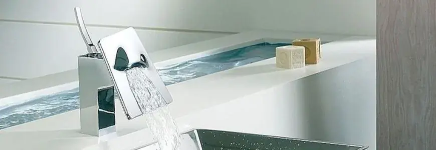 Robinets de lavabo avec eau en cascade Prezzo Conveniente