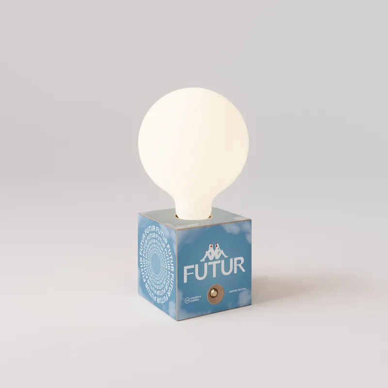 Offerta Del Giorno Cabless03 "Futur" battery lamp with porcelain-effect globe bulb - Futur Festival