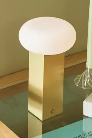 Di Tendenza Lampada LED da tavolo ricaricabile LOW, color ottone, altezza 20 cm, metallo