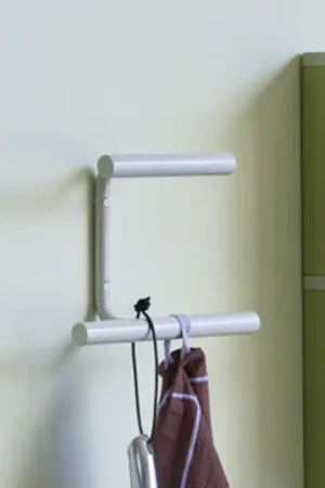 Appendiabiti da parete Flip, grigio chiaro, larghezza 20 cm, metallo Esclusivo