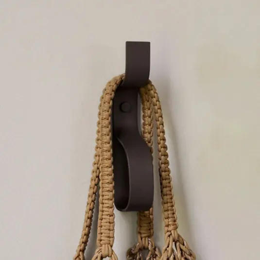 Gancio appendiabiti Nami, marrone scuro, altezza 20 cm, ferro Saldi