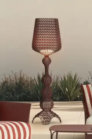 Kartell Lampada da terra da esterno a LED Kabuki, rossa, IP44, dimmerabile Sconto
