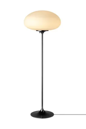 Reso Gratuito Gubi Lampada da terra Stemlite, nero-cromo, altezza 110 cm, dimmerabile