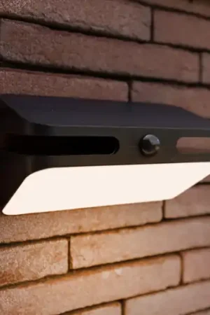 Applique da esterno LED e solare AERO, nera, 21 cm, con sensore, IP54 Nuovo Arrivo