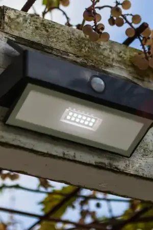 Applique da esterno LED e solare ARROW, grigio scuro, 18 cm, sensore, IP44 Consegna Rapida