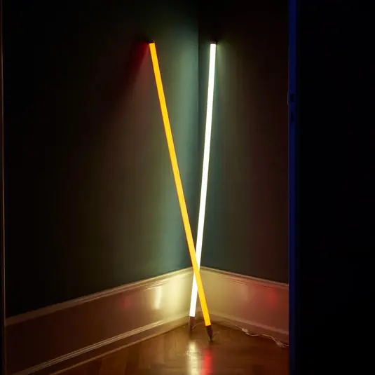 HAY Lampadina tubolare LED Neon Tube, giallo, PVC, lunghezza 1,5 m, connettore Must-Have