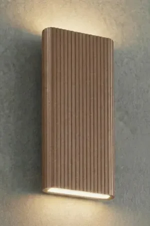 Applicazione da esterno LED Lucande Raija, marrone scuro, altezza 40 cm, CCT Solo Oggi