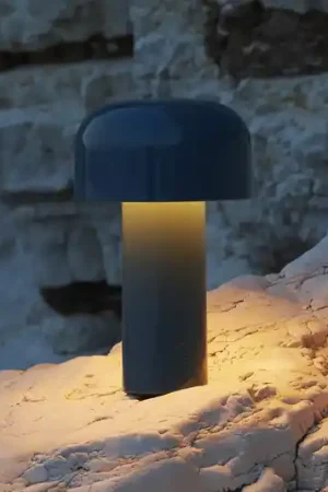 Di Tendenza Lampada LED da tavolo a batteria Flos Bellhop, blu, 21 cm, dimmerabile, IP54