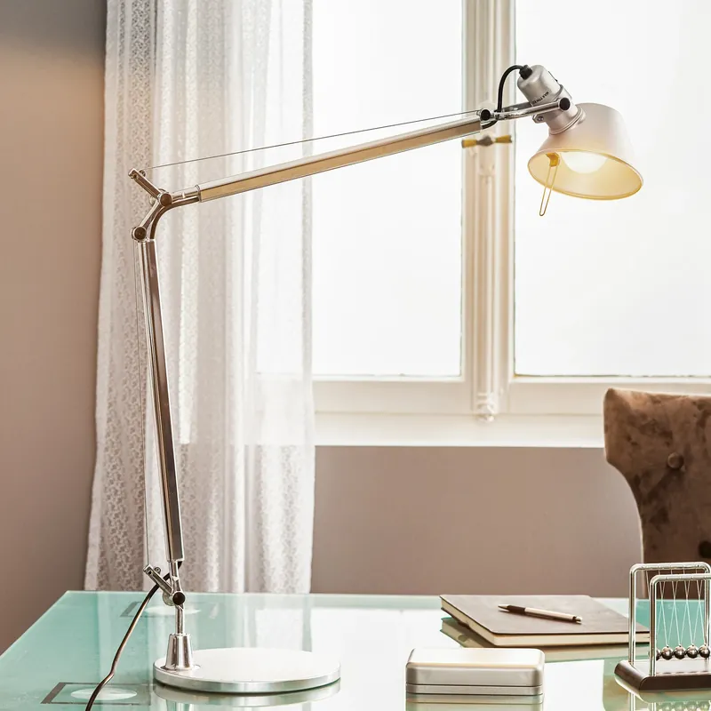 Offerta Lampade da scrivania Artemide