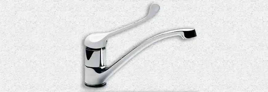 Taps with clinical lever Professionale
