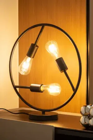 Affare Lucande Linnard lampada da tavolo di ferro, 3 luci
