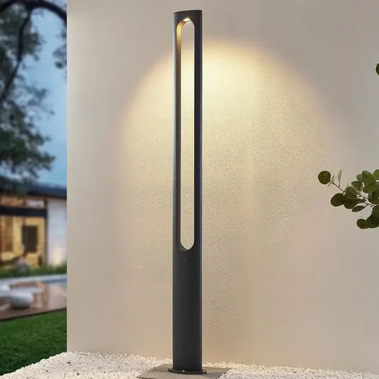 Sconto Lucande Dovino lampione LED, 200 cm