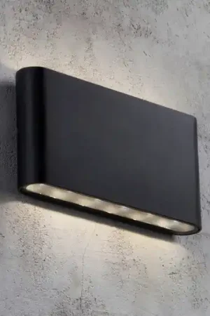 Applique LED da esterni Kinver linea piatta, nero Prezzo Scontato