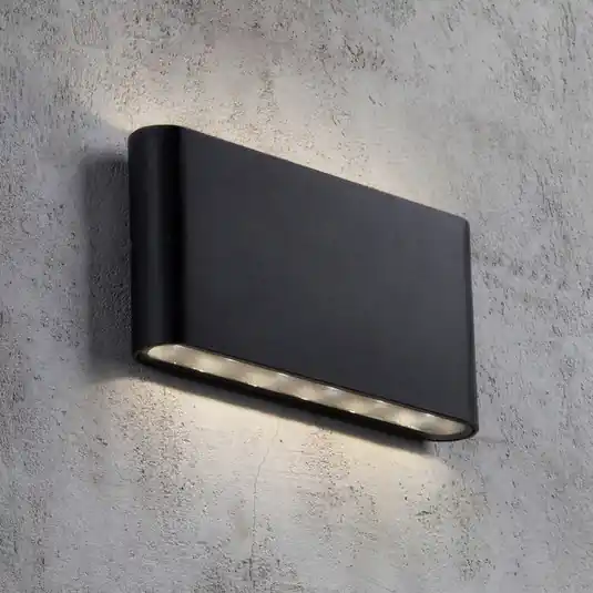 Applique LED da esterni Kinver linea piatta, nero Prezzo Scontato