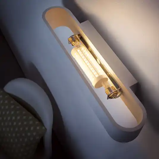 OSRAM Lampadina tubolare LED R7s 15W, bianco caldo, 2.000 lm Scelto Dai Clienti