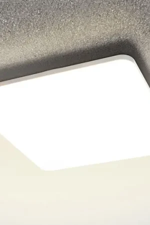 Plafoniera LED Pronto, angolare, 33 x 33 cm Prezzo Scontato