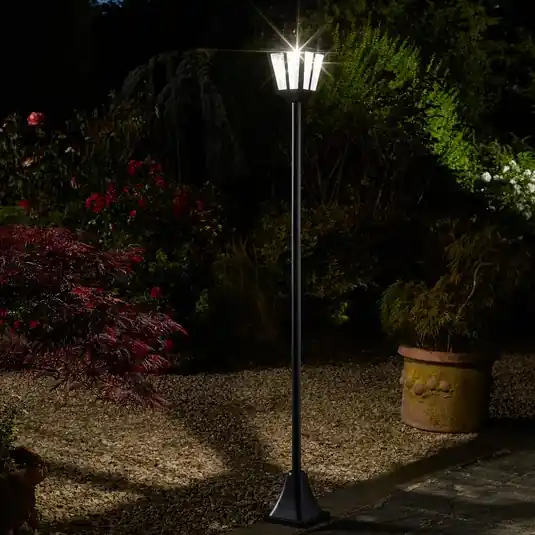 Lampione LED solare Whitehall 365, IP44 Subito Disponibile