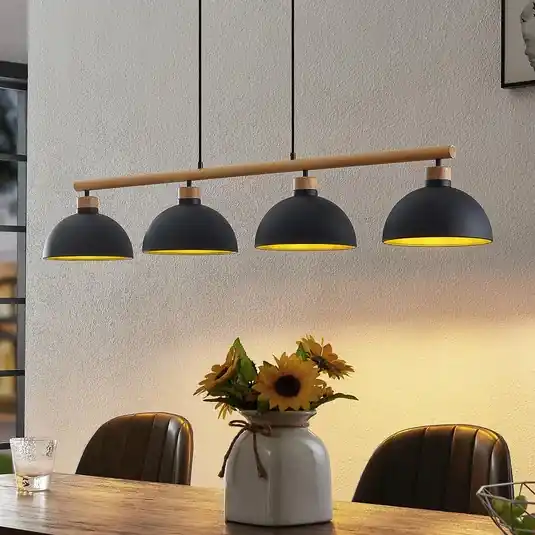 Lindby lampada a sospensione Tirzana, a 4 luci, nero, metallo, legno Reso Gratuito