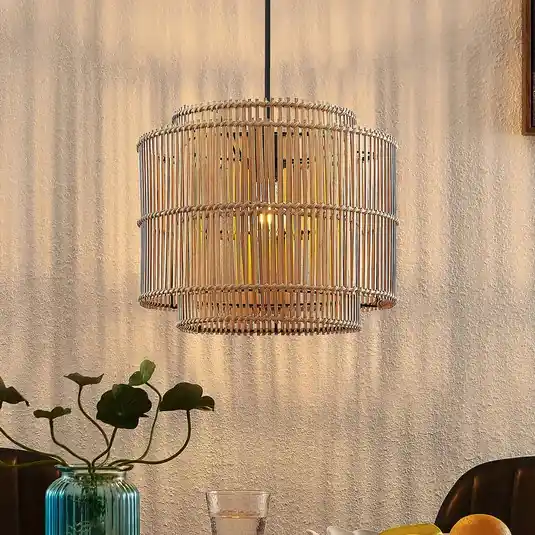 Prezzo Basso Lampada a sospensione Lindby Bridga, Ø 35 cm, nero, bambù