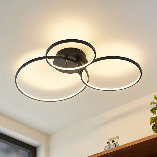 Lindby Plafoniera LED Rayk, nero, metallo, 77 cm, dimmerabile Promozione Esclusiva