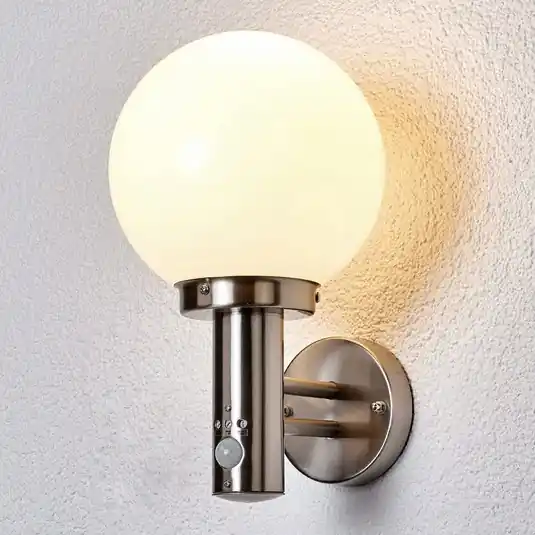 Lindby applique da esterno Nada, acciaio inox, vetro, sensore, E27 Promozione