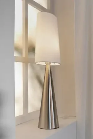 Lampada da tavolo Conus con paralume bianco sporco, nichel Scelto Dai Clienti