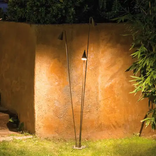 Professionale Lampada da terra da esterno a LED Brisa, a 3 luci, color cachi
