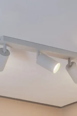Faretto da soffitto Sado, bianco, acciaio, orientabile, a 3 luci lungo Compra Online