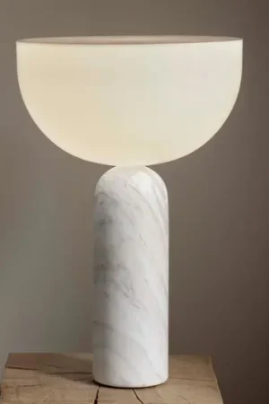 New Works Kizu Large lampada da tavolo, bianco Promo Stagionale
