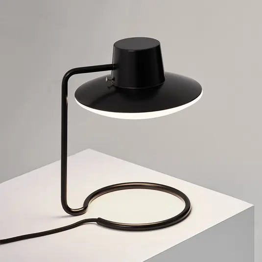 Louis Poulsen AJ paralume nero/opal 28 cm Spedizione Espresso