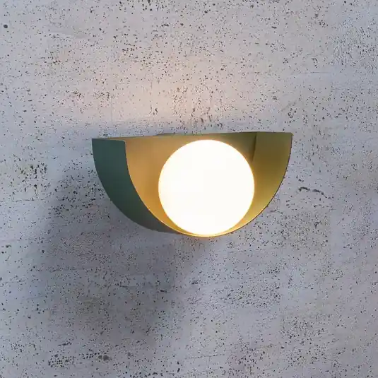 Applique Benni con paralume sfera di vetro, verde Affare