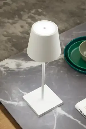 Bestseller Zafferano Poldina L Desk Lampada da tavolo ricaricabile IP54 bianca