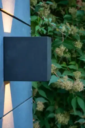 Dyberg Larsen Venus applique da esterno LED Saldi