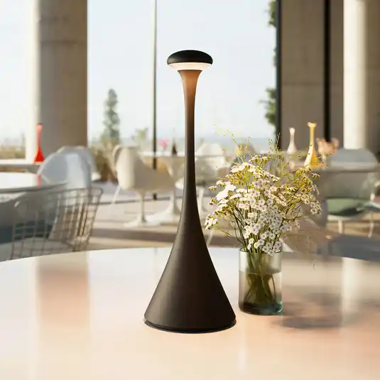 Ultimissimo Modello Lampada LED accu da tavolo Nudrop, IP54, nero