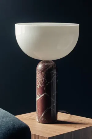 Offerta New Works Kizu Lampada da tavolo grande Rosso Levanto