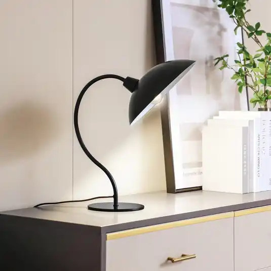 Sconto Lampada da tavolo Lucande Arvadon, nero, metallo, altezza 42,75 cm