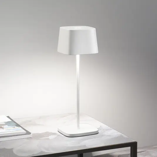 Offerta Limitata Zafferano Ofelia 3K lampada da tavolo ricaricabile IP65 bianco