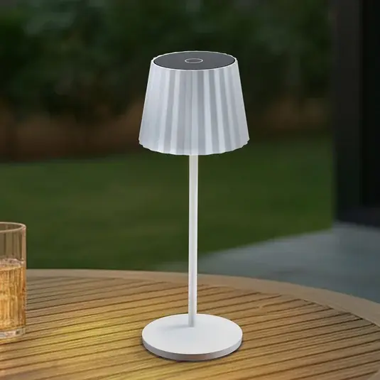 Lindby Lampada da tavolo LED ricaricabile Esali, bianca, scanalata, 29 cm Prezzo Di Fabbrica